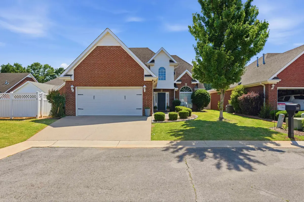 104 Helen Ct One, Tuscumbia, AL 35674 - #1