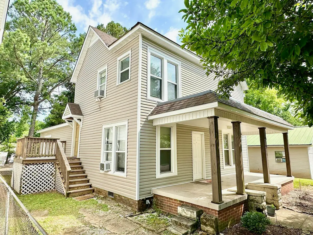 515 Tuscaloosa St, Florence, AL 35630 - #1