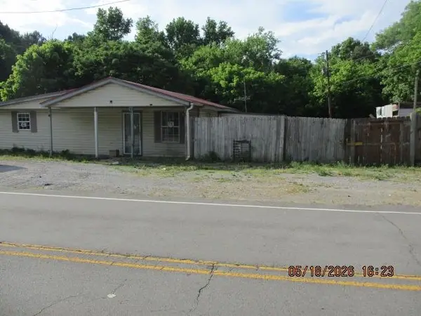 1009 31 Hwy, Falkville, AL 35622