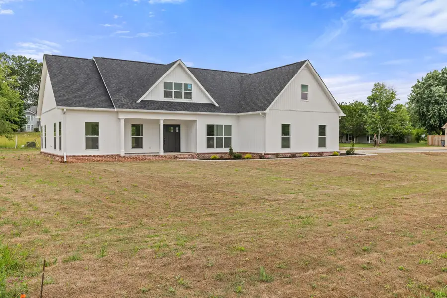 50 Oakview Cir, Killen, AL 35645 - #2