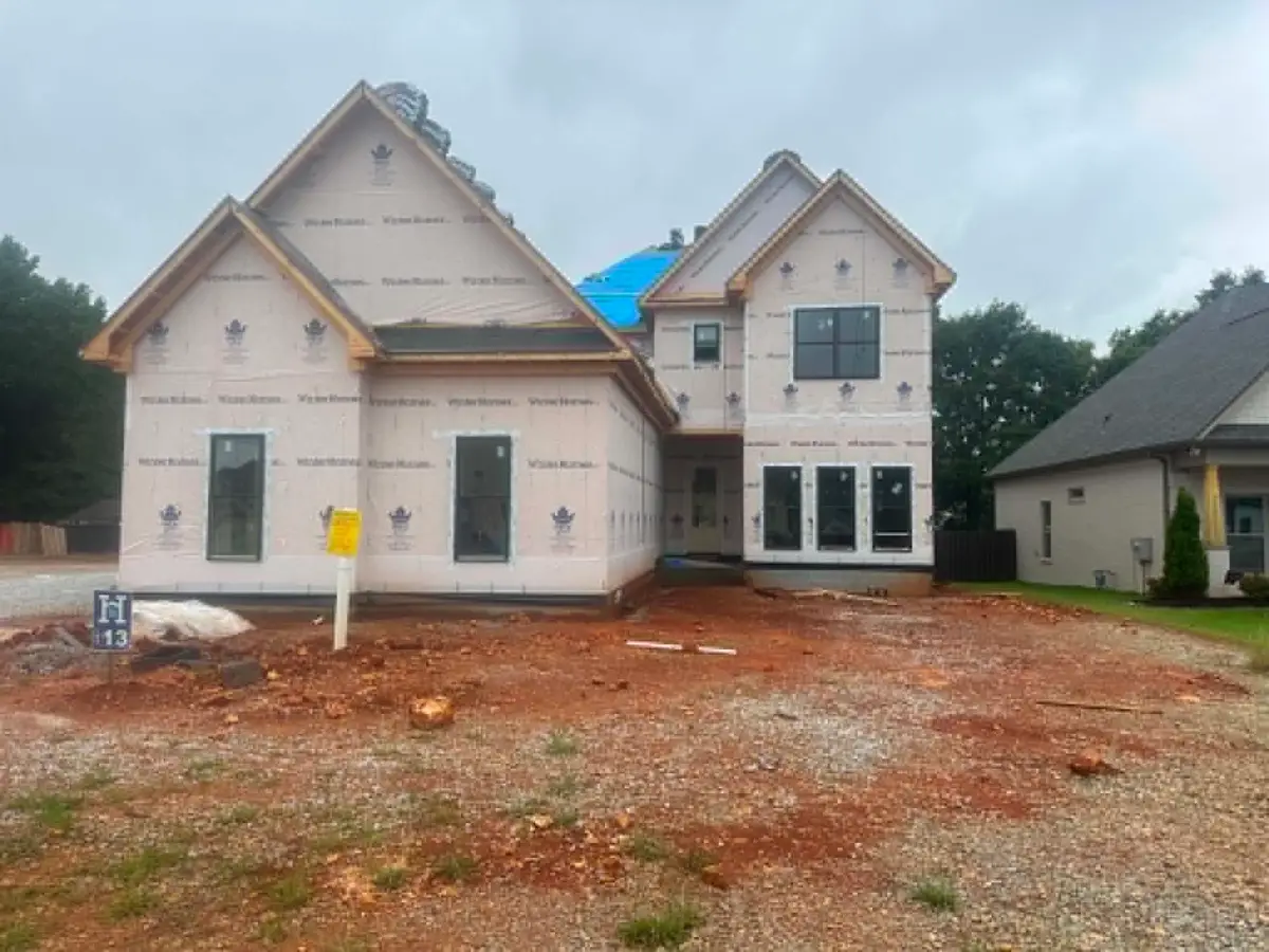 22831 Gunner Cir, Athens, AL 35613 - #1
