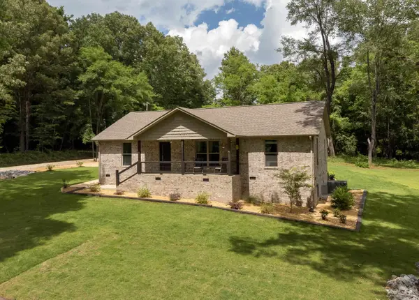 49 Dundrum Ct, Muscle Shoals, AL 35661