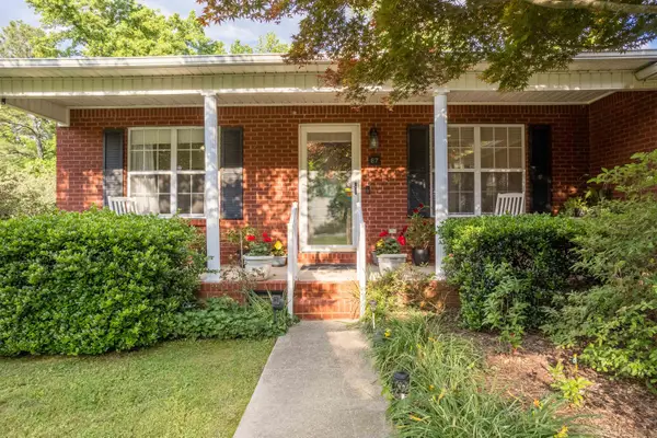 67 Courtney Dr, Eva, AL 35621