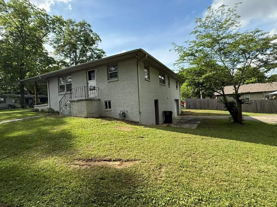 704 Avenue C, Cullman, AL 35055 - #3