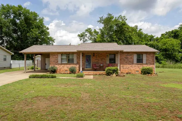 1705 Tennessee St, Sheffield, AL 35660