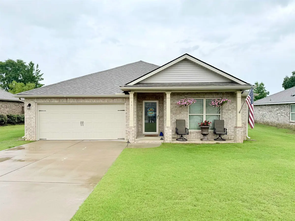 1123 SW Colonial Dr, Cullman, AL 35055 - #1