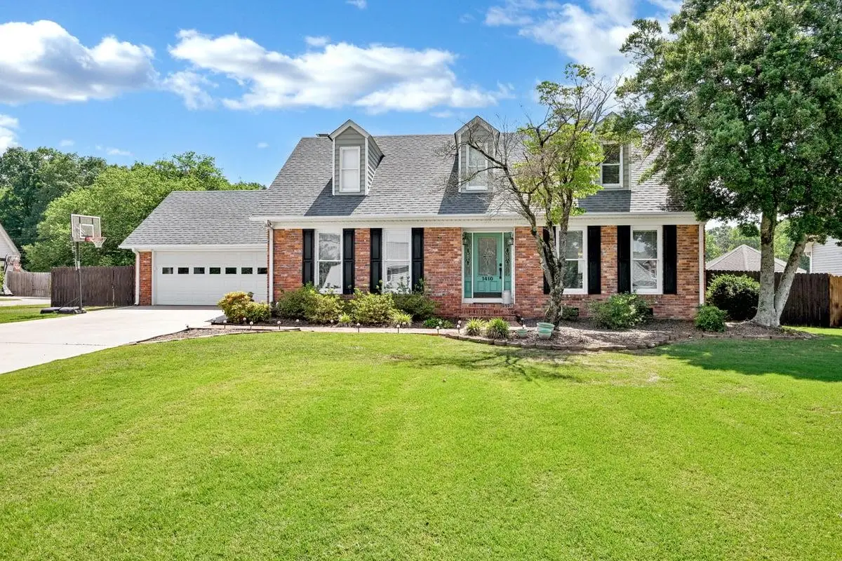 1410 Angie Dr, Cullman, AL 35055 - #1