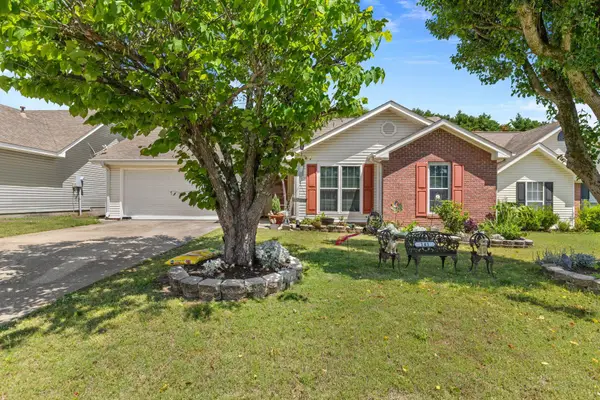 141 Fox Fire Dr, Florence, AL 35630