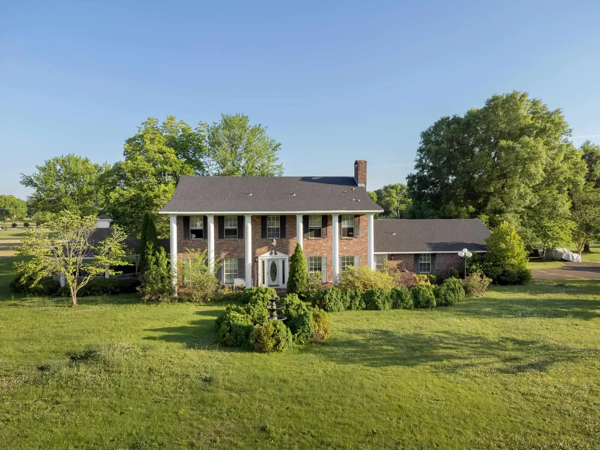 3540 Locker Ln, Florence, AL 35634 - #1