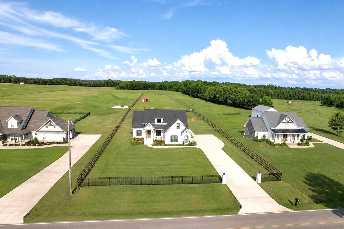 17258 Shaw Rd, Athens, AL 35611 - #1