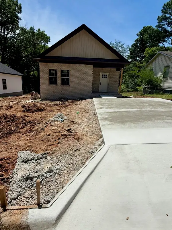422 Smith St, Florence, AL 35630