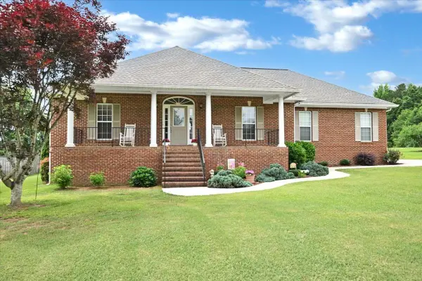 230 Co Rd 482, Hanceville, AL 35077