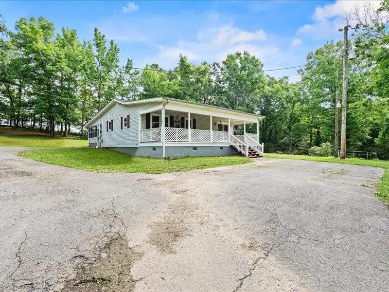 286 Co Rd 1241, Vinemont, AL 35179 - #1
