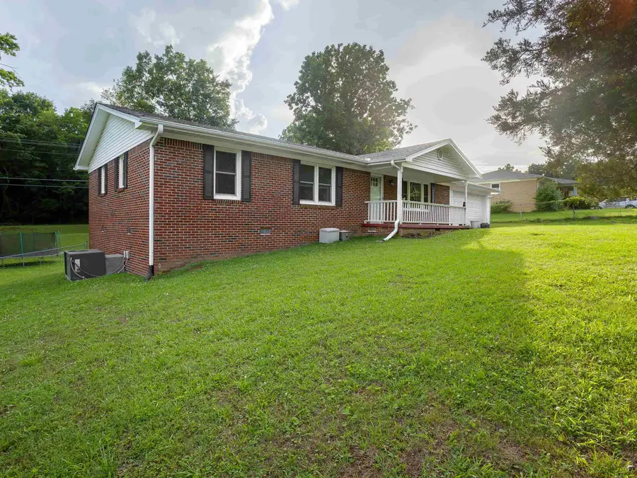 312 Rivermont Rd, Florence, AL 35634 - #2