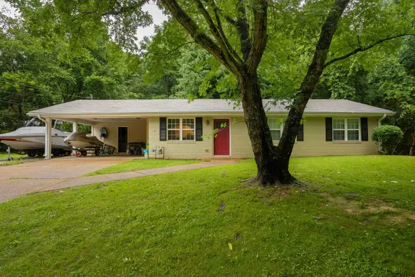 661 Rivermont Rd, Florence, AL 35634