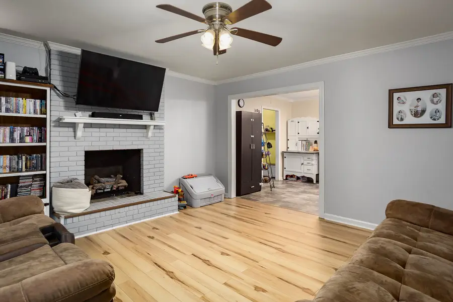 661 Rivermont Rd, Florence, AL 35634 - #3