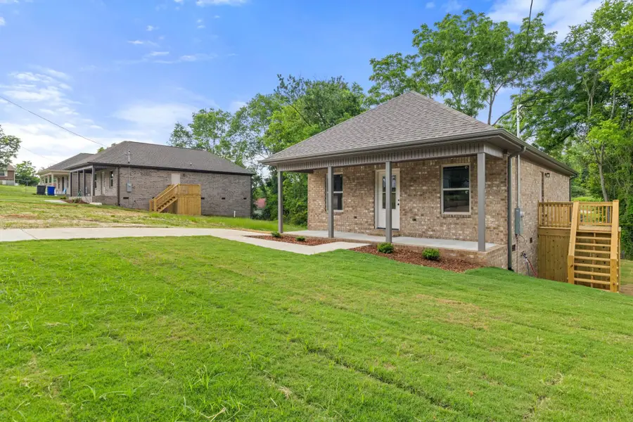520 W Tennessee St, Florence, AL 35630 - #3