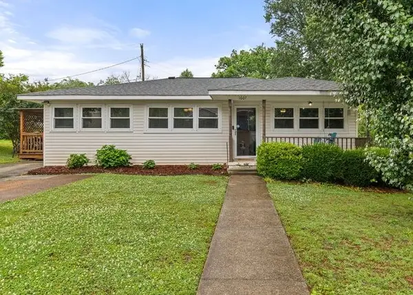 1607 Ridge Ave, Florence, AL 35630