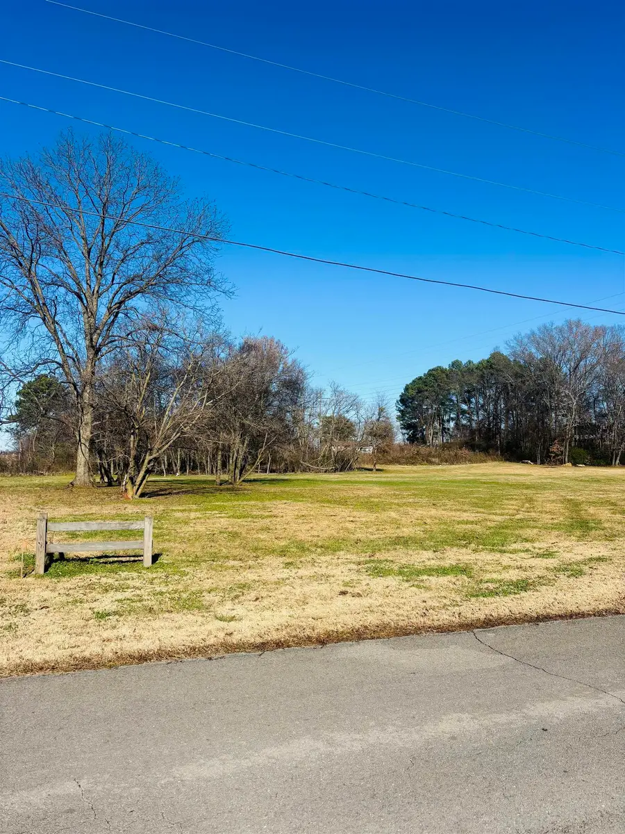 00 Lonnie Dr, Muscle Shoals, AL 35661 - #2