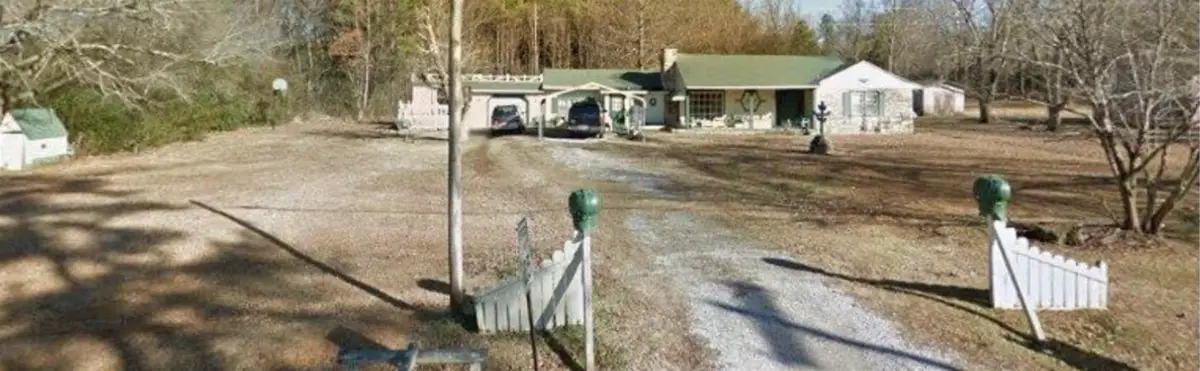 1475 Second St, Cherokee, AL 35616 - #1
