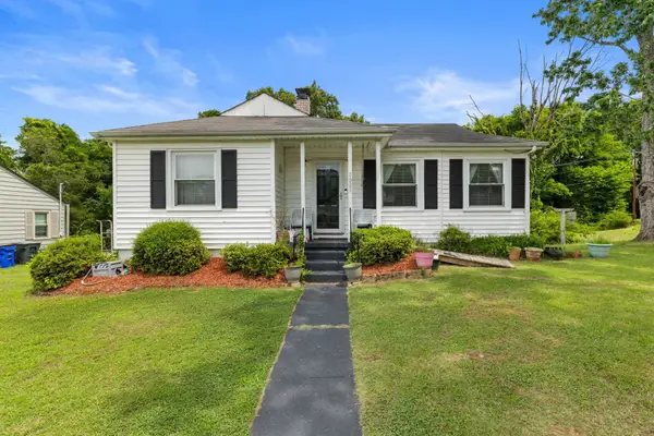 1008 Ridgeway St, Florence, AL 35630