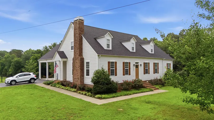 687 Co Rd 1634, Cullman, AL 35058 - #2