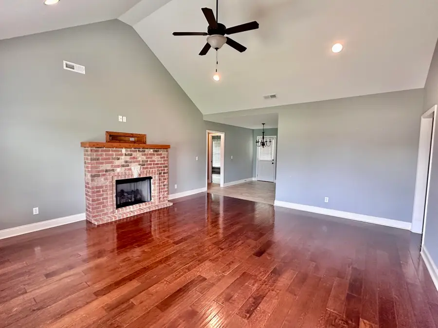 126 Fox Loop, Muscle Shoals, AL 35661 - #2