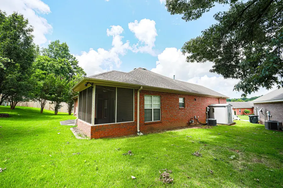 2367 Parc Pl, Florence, AL 35630 - #3