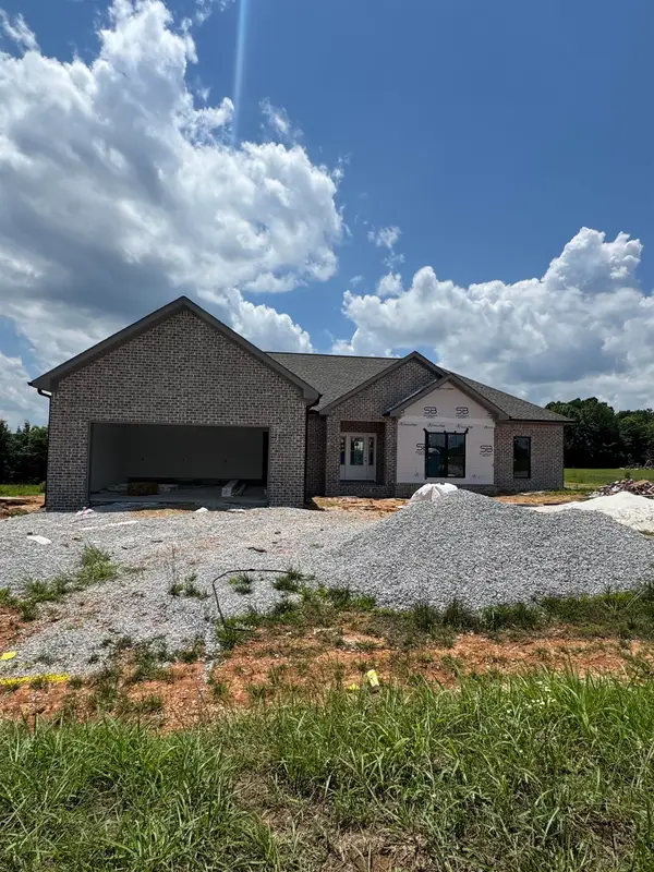240 Spry Way, Killen, AL 35645