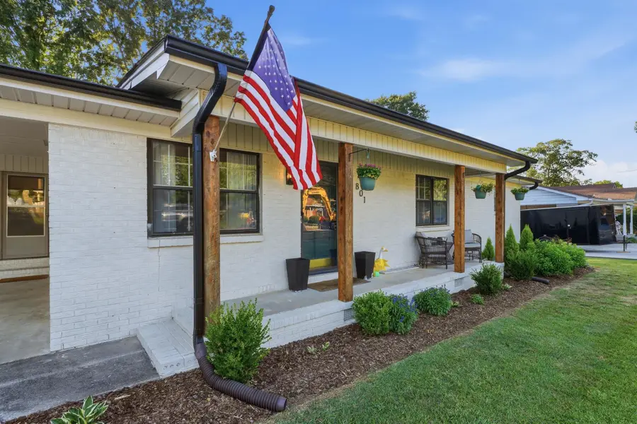 801 Cooper Ln, Hartselle, AL 35640 - #2