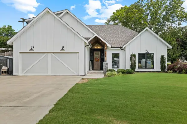 915 Ford Ave, Muscle Shoals, AL 35661