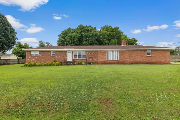 1002 Louise Ave, Muscle Shoals, AL 35661