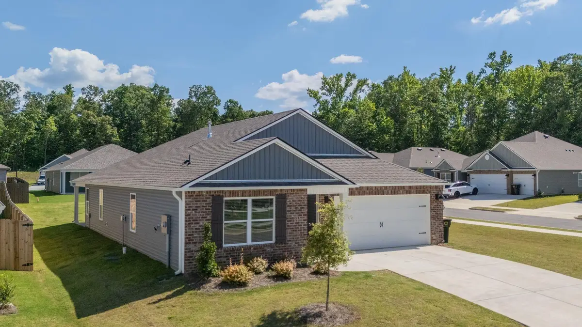 284 Camden Ct, Hanceville, AL 35077 - #1