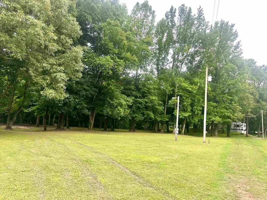 71 Creel Way, Florence, AL 35633 - #3