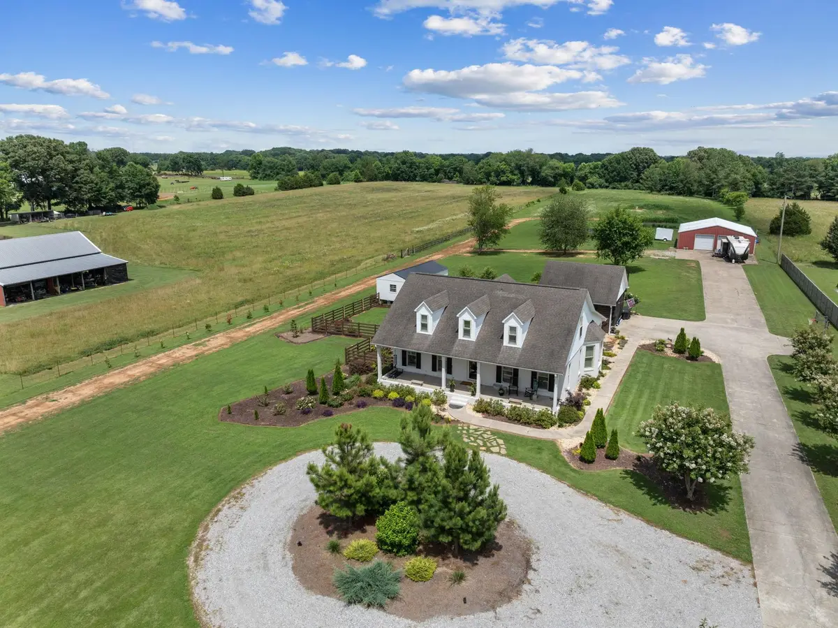 6300 Co Rd 15, Florence, AL 35633 - #1