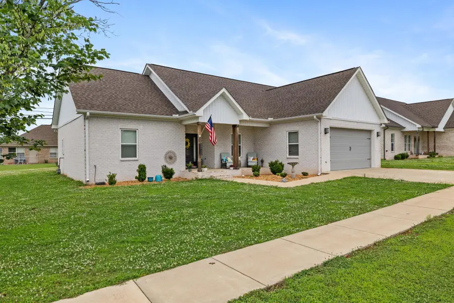 312 Market St, Muscle Shoals, AL 35661 - #2