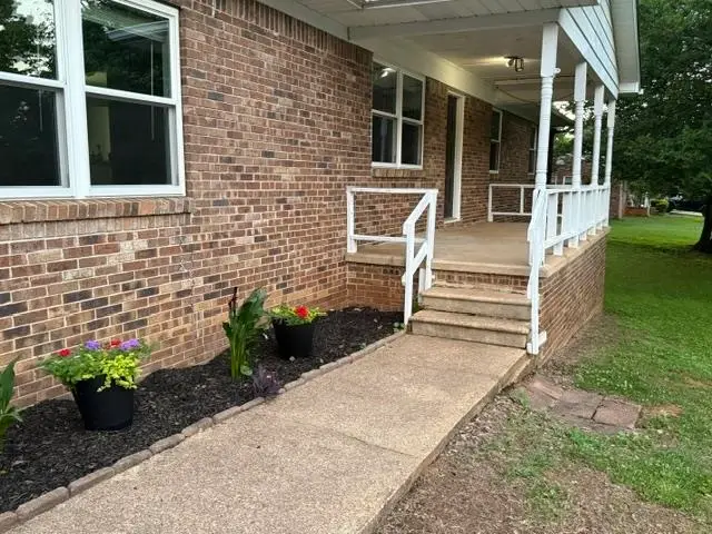 115 Crockett Cir, Florence, AL 35633 - #3