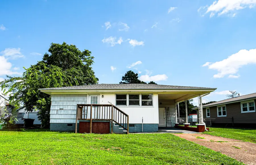 506 Collier Ave, Florence, AL 35630 - #2