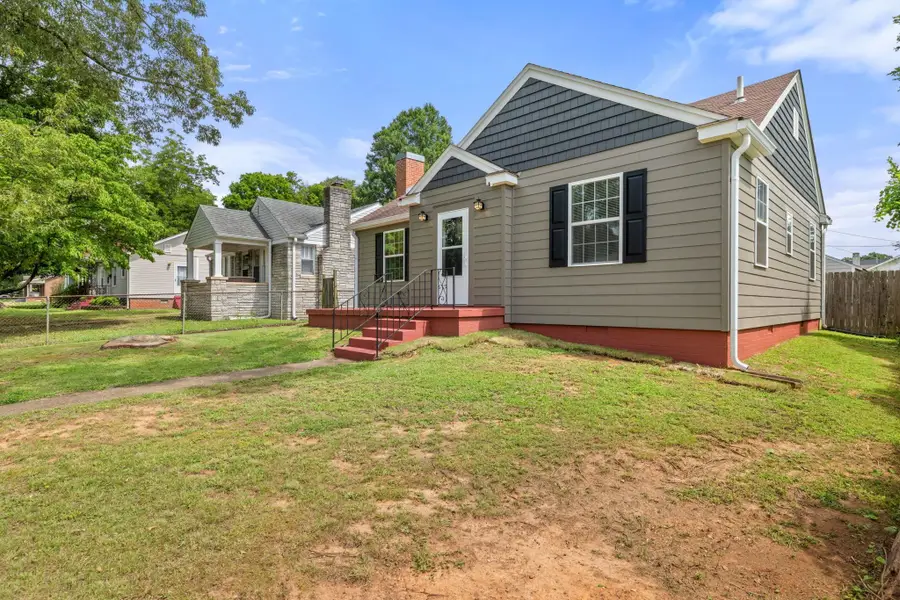 519 Simpson St, Florence, AL 35630 - #2