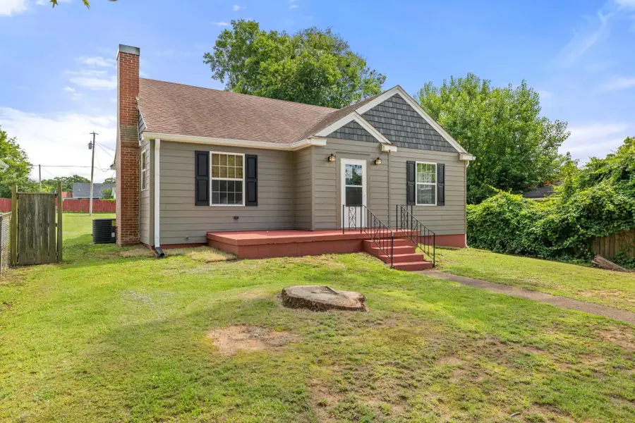 519 Simpson St, Florence, AL 35630 - #3