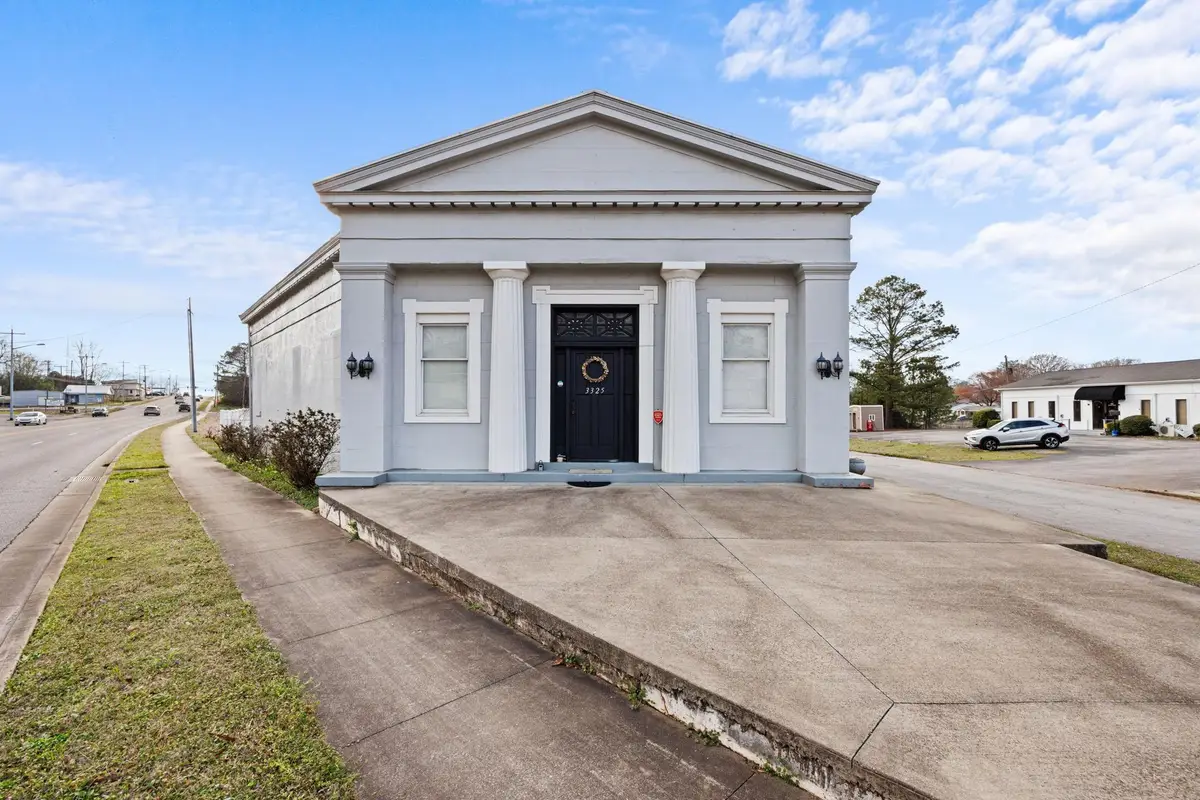3325 N Jackson Hwy, Sheffield, AL 35660 - #1