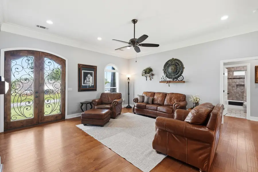 270 Cloverleaf Cir, Killen, AL 35645 - #3