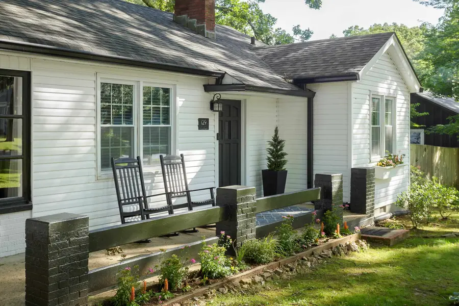 129 W Duncan Ave, Florence, AL 35630 - #3