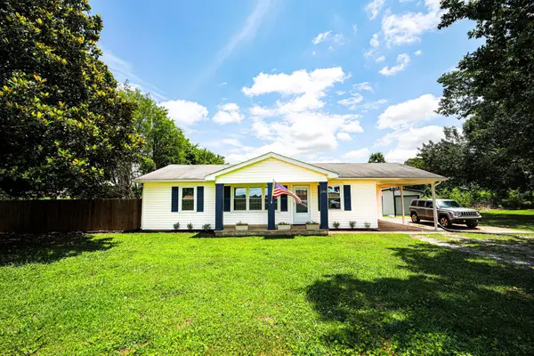 1765 Co Rd 38, Florence, AL 35634