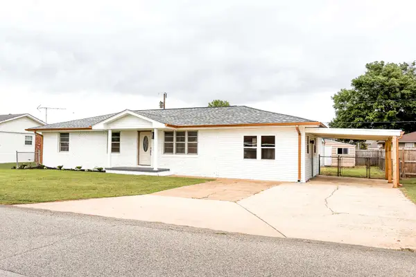 114 Colorado Ave, Muscle Shoals, AL 35661