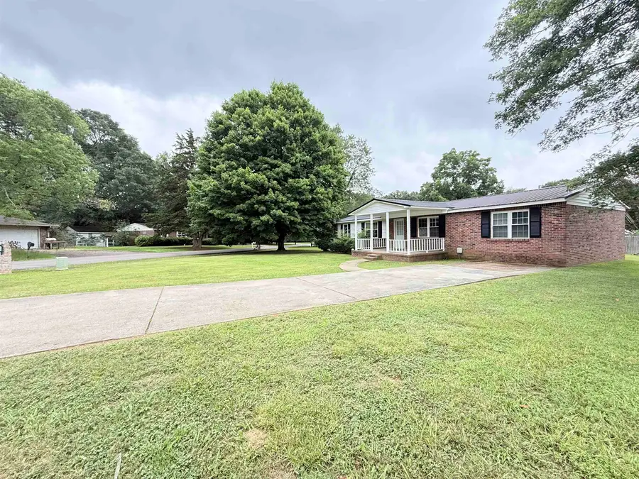241 Greer Dr, Rogersville, AL 35652 - #2