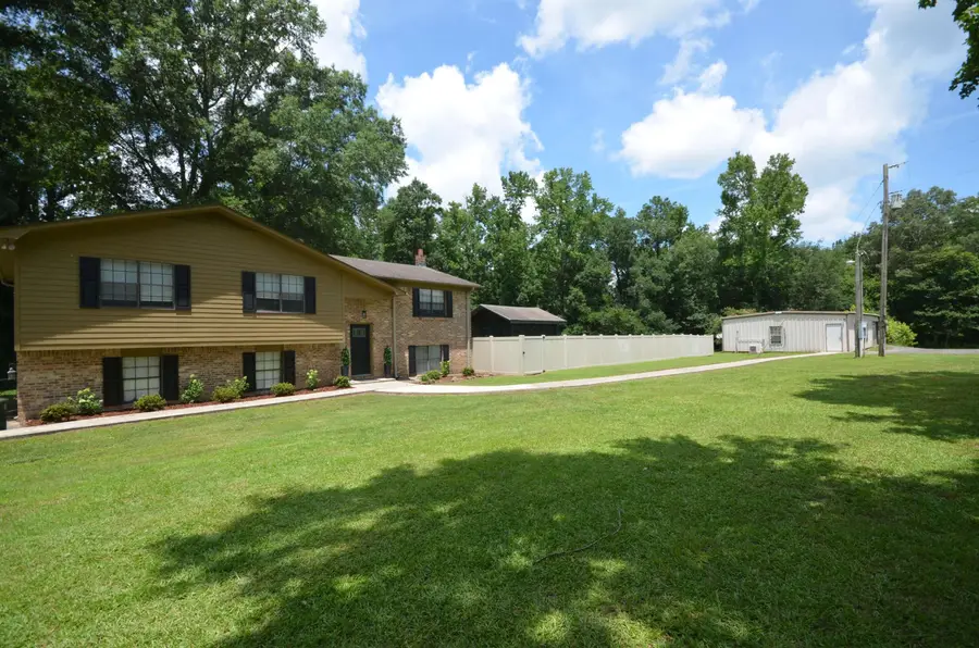 637 Co Rd 1194, Cullman, AL 35057 - #3
