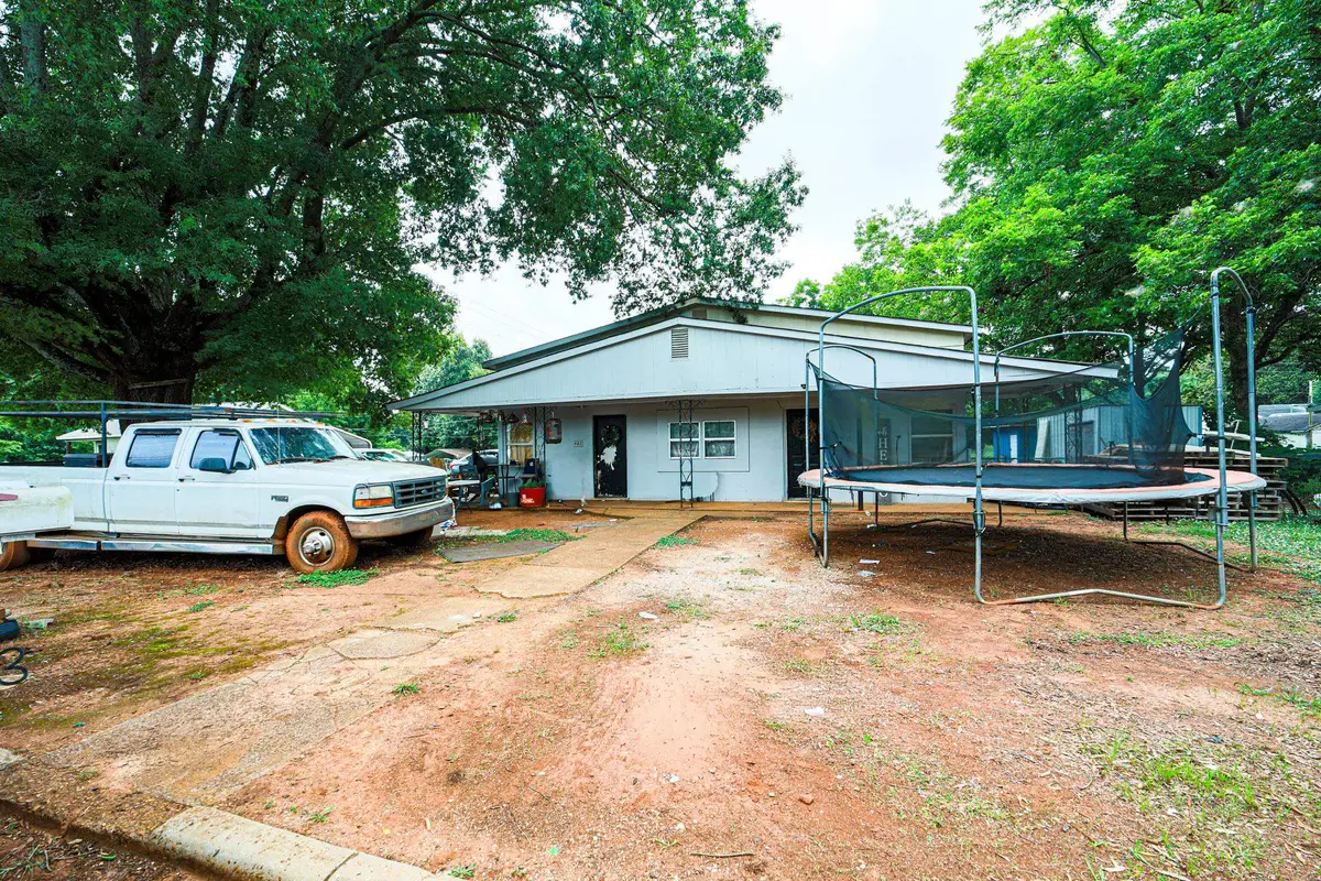 401/403 O'neal St, Florence, AL 35630 - #1