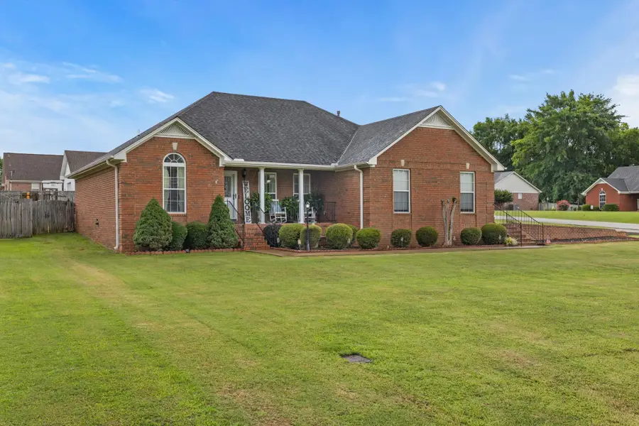 115 Brooks Landing Dr, Killen, AL 35645 - #2