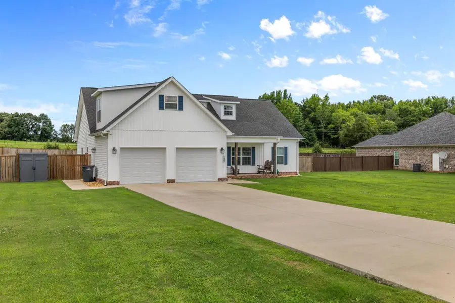 146 Malibu Ln, Killen, AL 35645 - #2